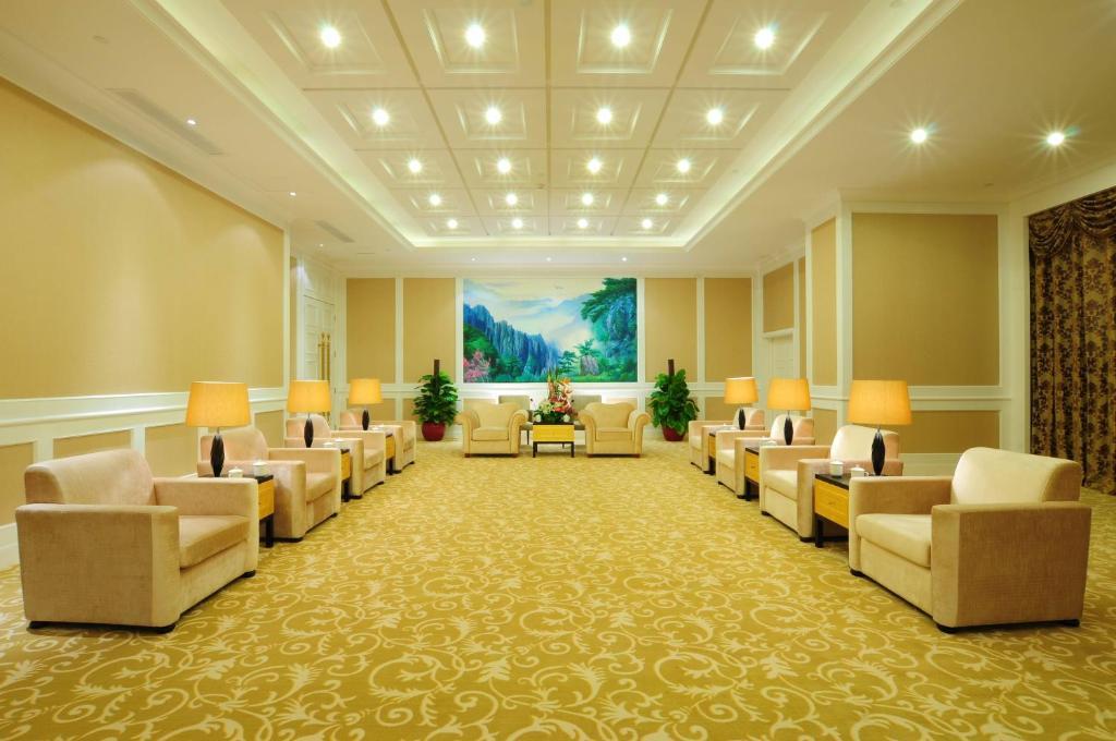 Xianyang Ocean Spring Grand Metropark Hotel Exterior foto